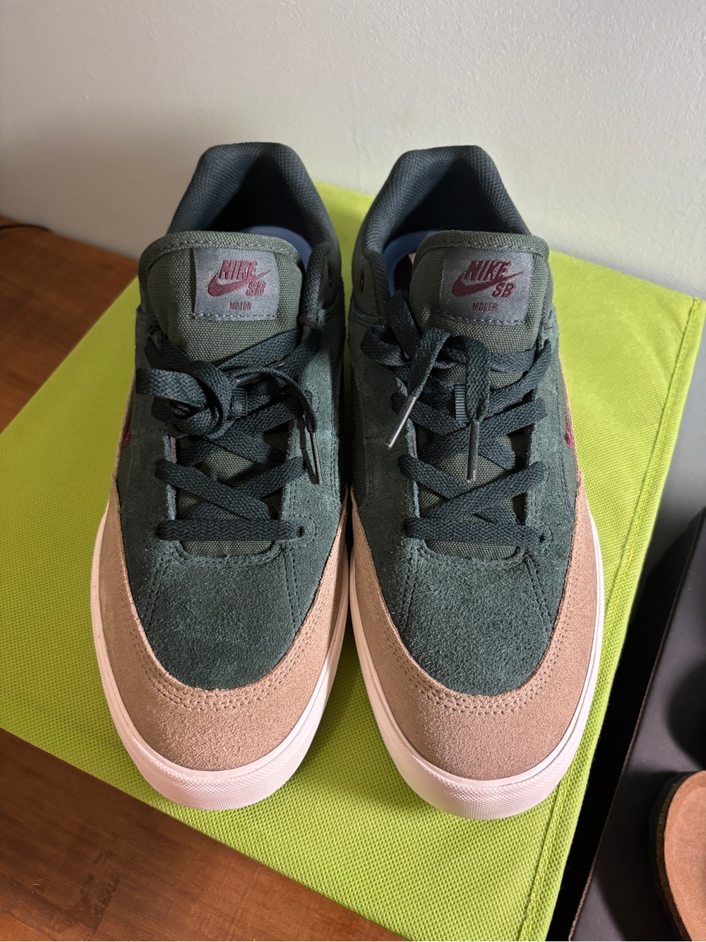 Men’s SB Malor Skate Shoes